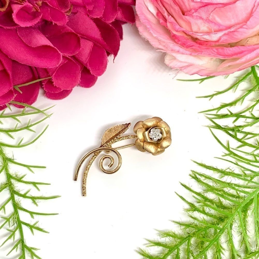 VINTAGE⚜️AMCO 14K GOLD FILLED & Diamond Rose Pin